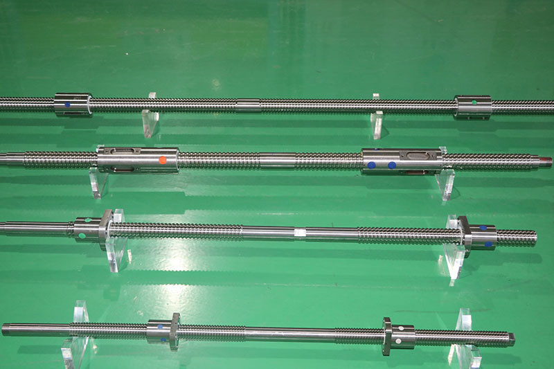 輪胎機械滾珠絲杠副