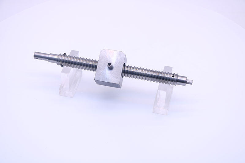 電力開關(guān)限位絲杠